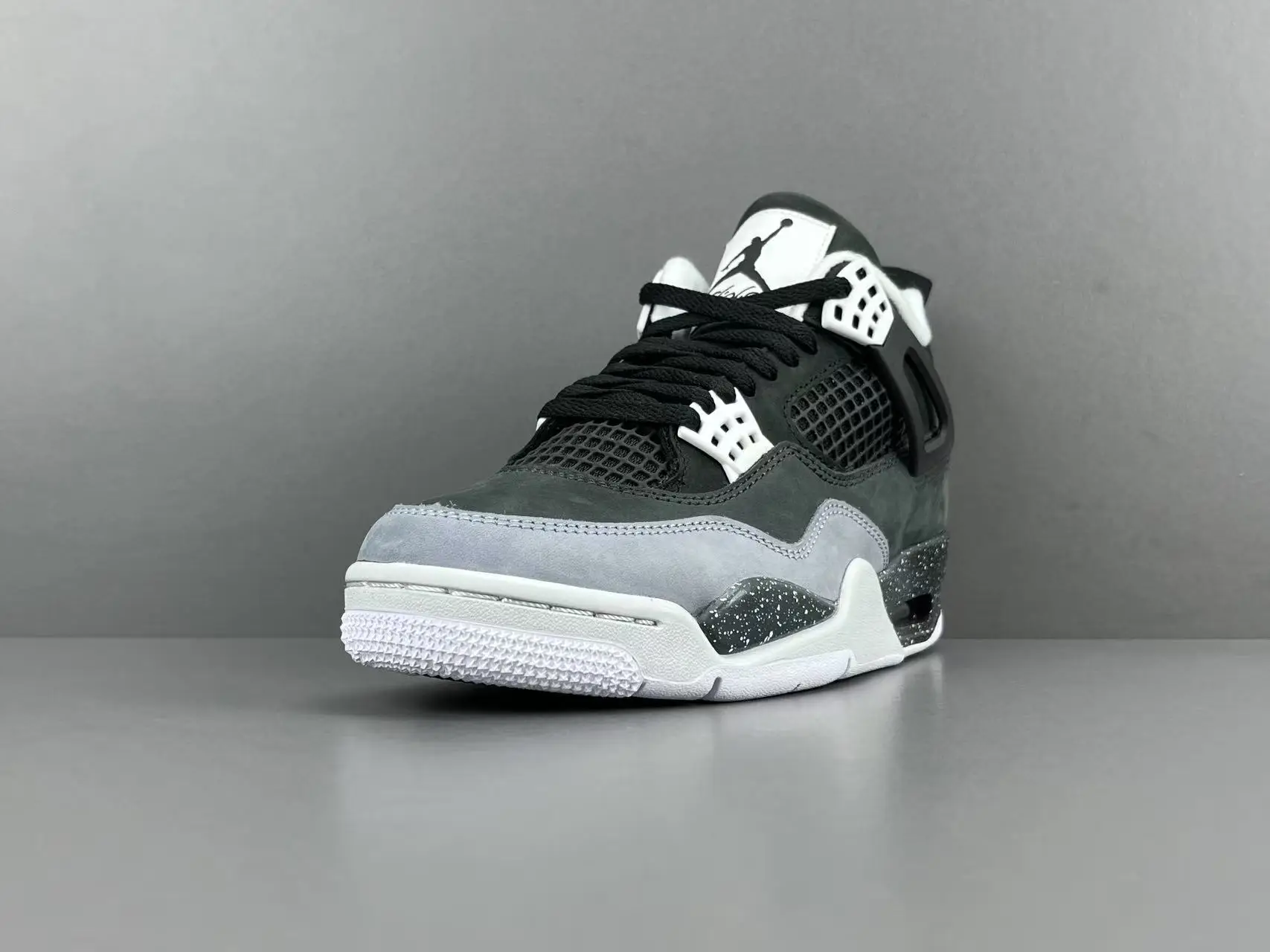 Nike Air Jordan 4 Retro OG Cool Grey black white grey suede mesh sneakers