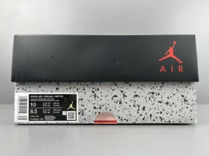 Nike Air Jordan 4 Retro Pale Ivory Sierra Red Tough Red leather sneakers with black speckled box