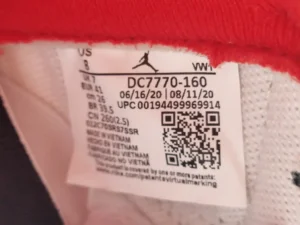 Nike Air Jordan 1 Mid DC7770-160 red white black leather sneakers size 8 US