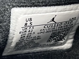 Jordan Air Jordan 11 CMFT Cool Grey white grey black leather sneakers US size 8.5