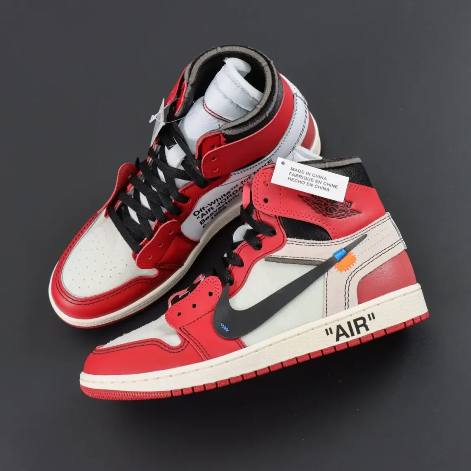 Nike Air Jordan 1 Retro High OG Off-White Chicago red white black leather sneakers