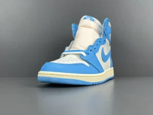 Nike Air Jordan 1 High OG University Blue white blue leather sneakers