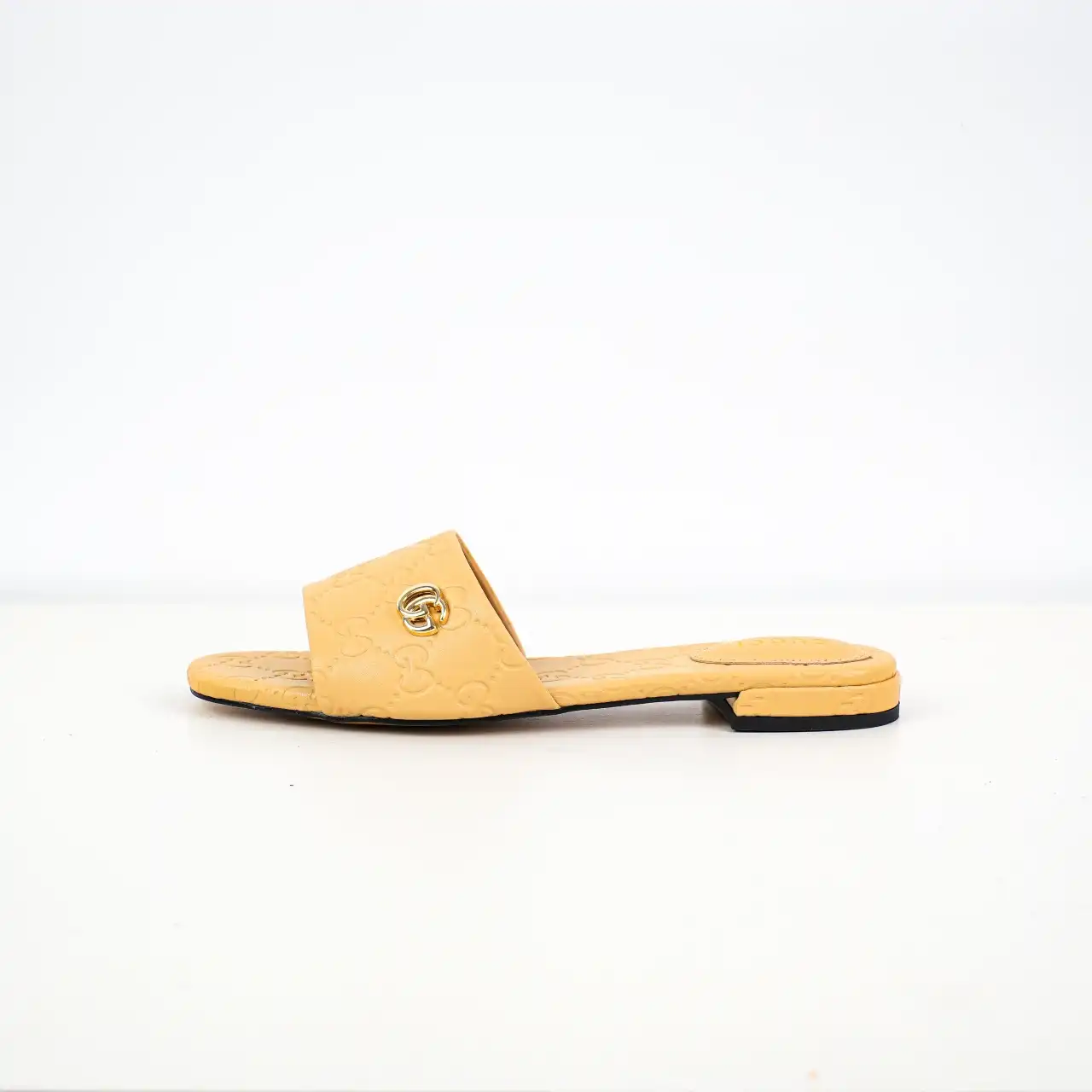 Gucci Double G Women's Slippers  sheepskin leather