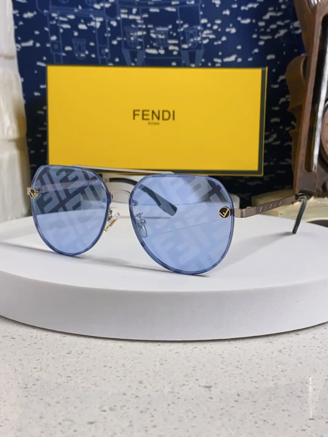 FENDI 2026 New Sunglasses Sunglasses Sunglasses Double Beam Pilot Frameless Ultra Light L