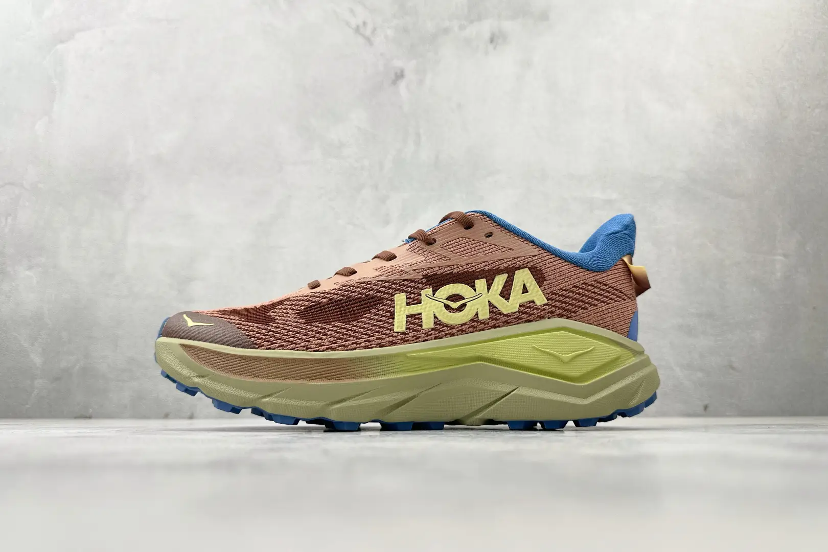 HOKA ONE ONE Challenger 8 Dark Red