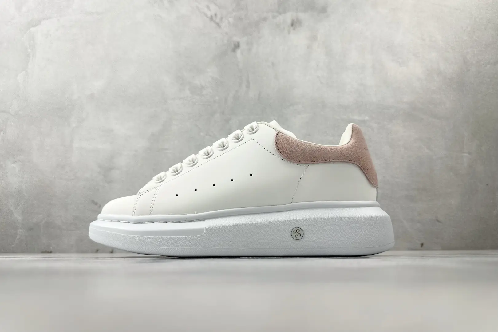 Alexander McQueen   Oversized