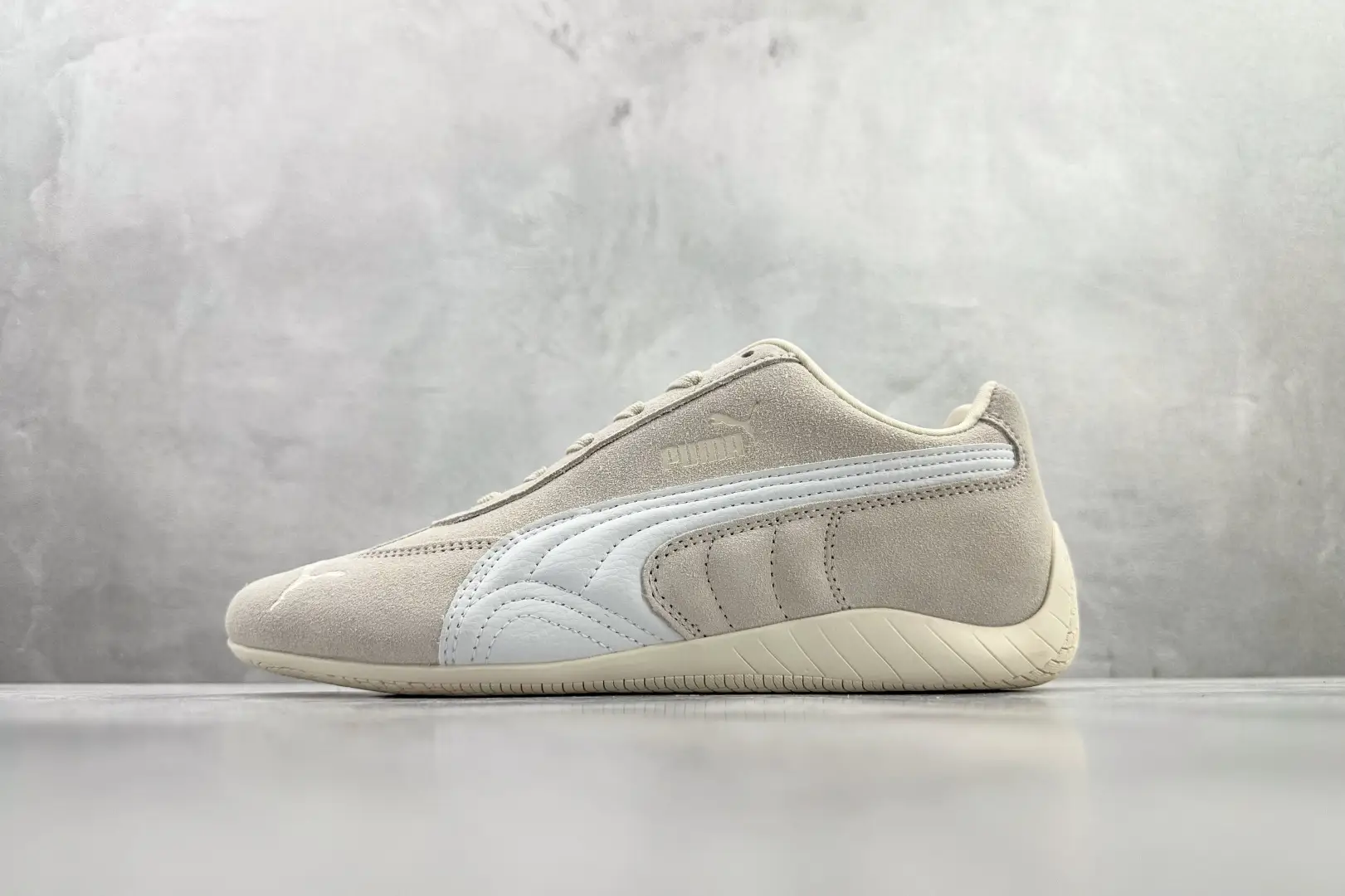 PUMA Speedcat Rice White
*36A6133
Item Number