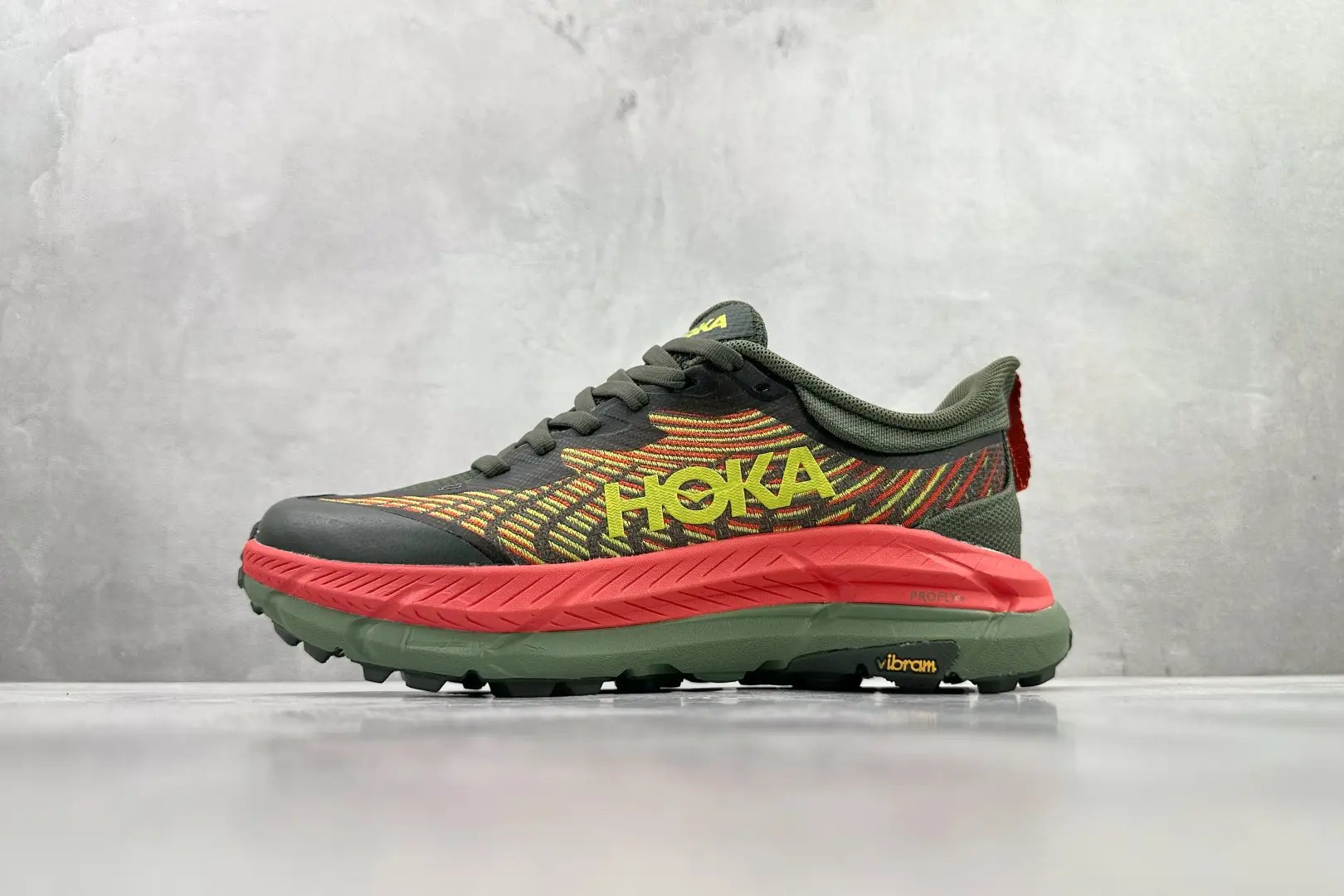 HOKA ONE ONE Mafat Speed 4 Army Green