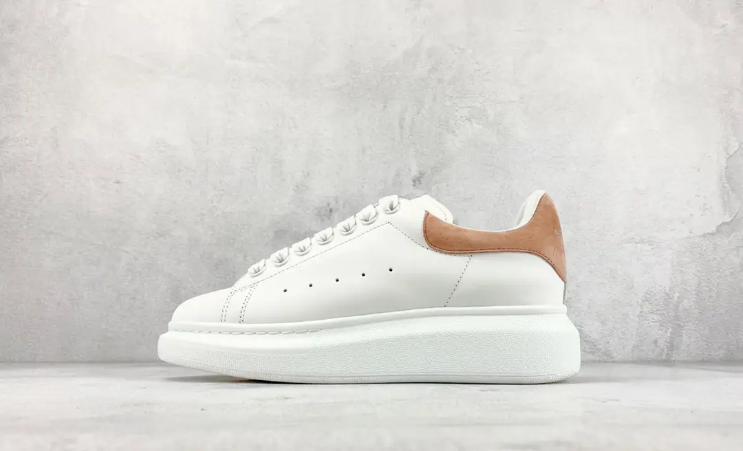 Alexander McQueen
Authentic order special channel