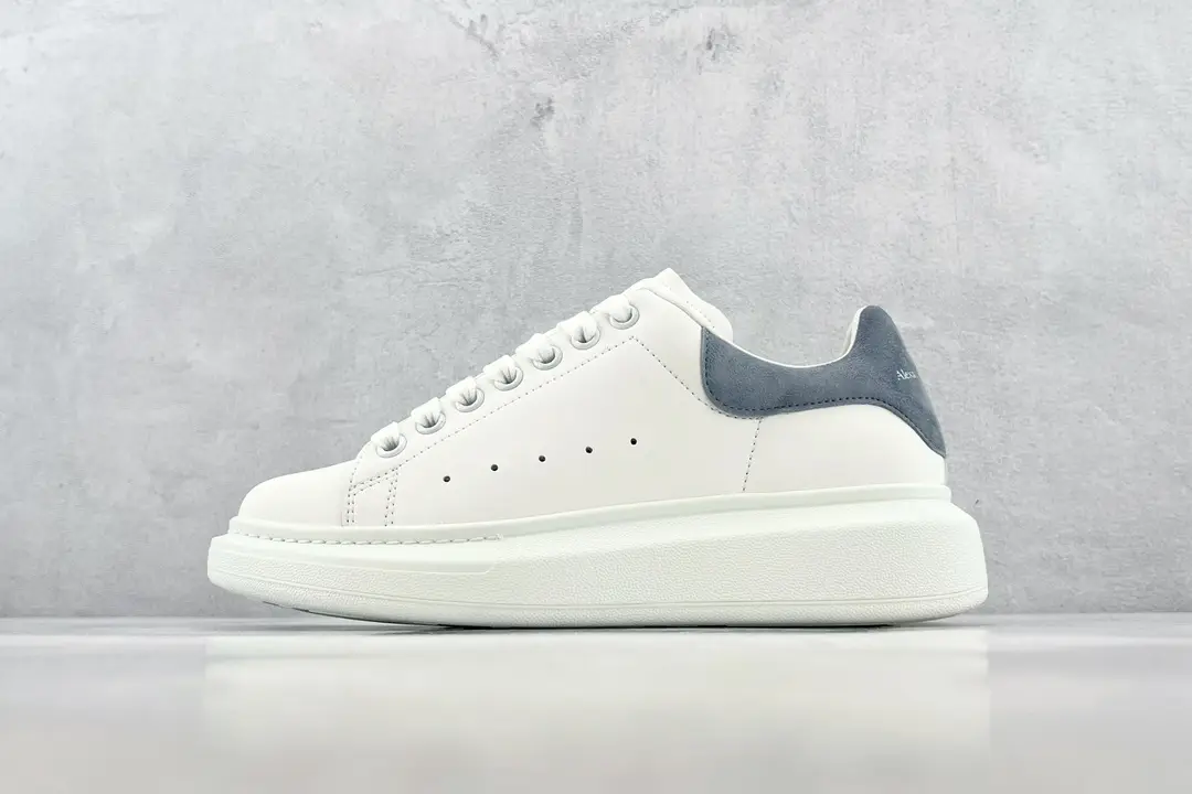 Alexander McQueen Haze Blue
Size：