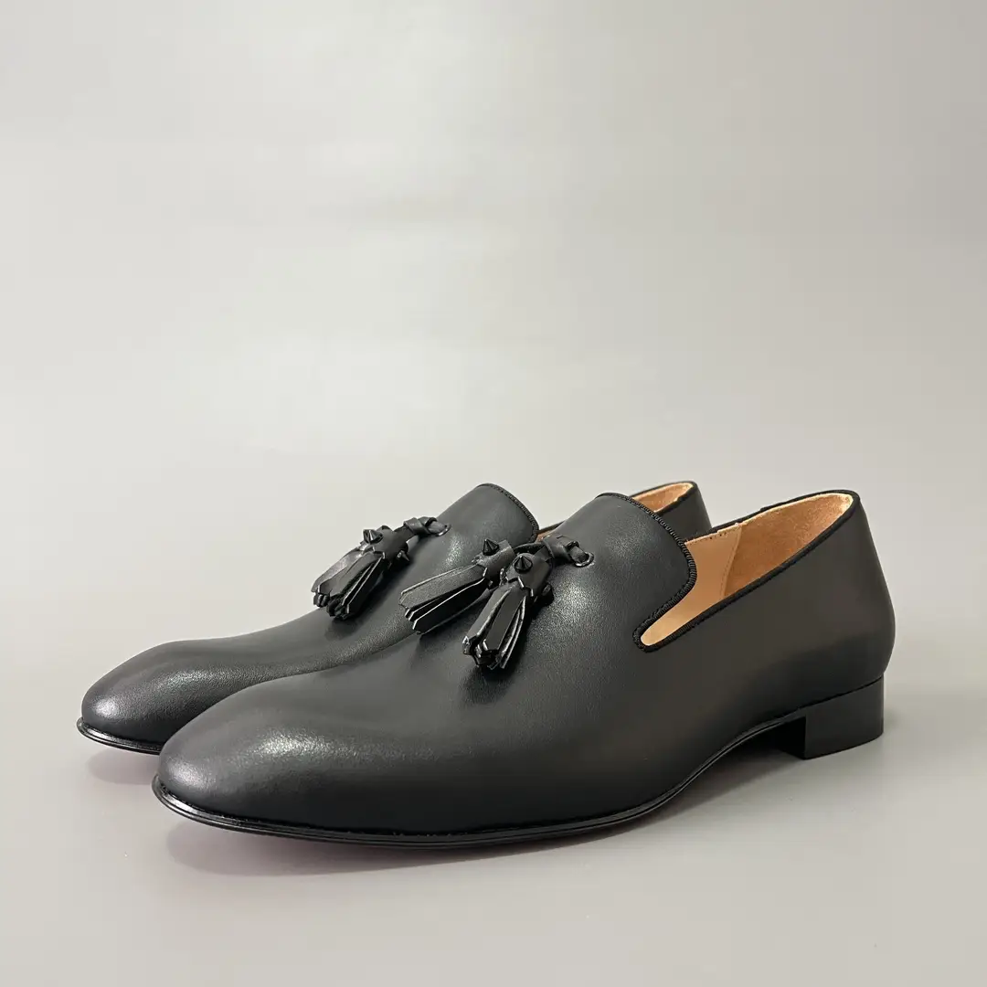 Christian Louboutin Greggo Fashion Men's Rest