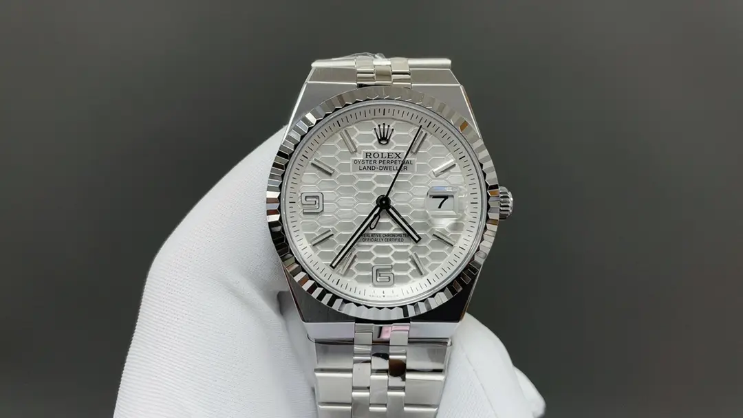 Rolex Land-Dweller 40 &ldquo;Intense White Honeycomb&rdquo;