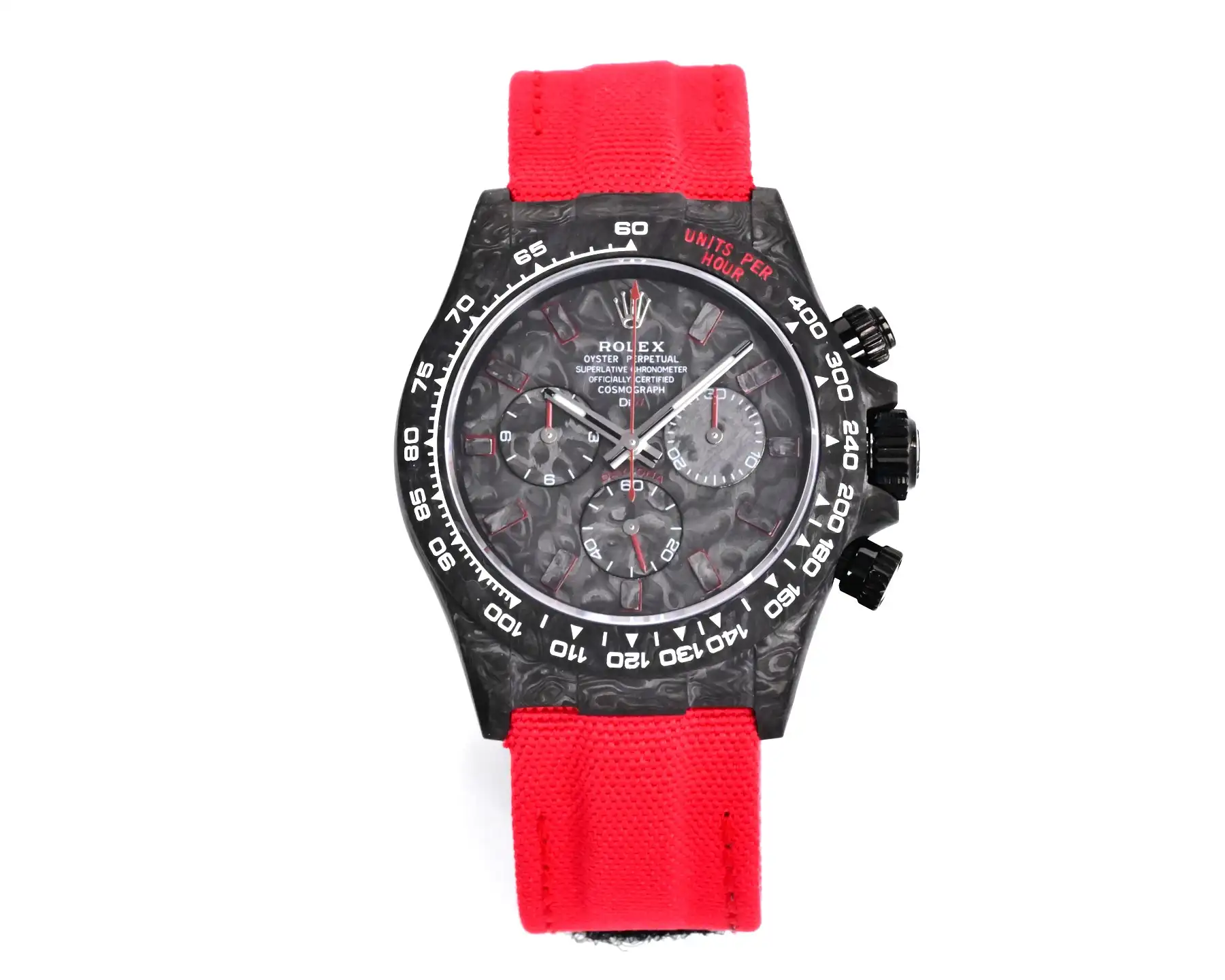 The carbon fiber customized version of the ROLEX Universe Chronograph Daytona series, the watch is not only lightweight to wear