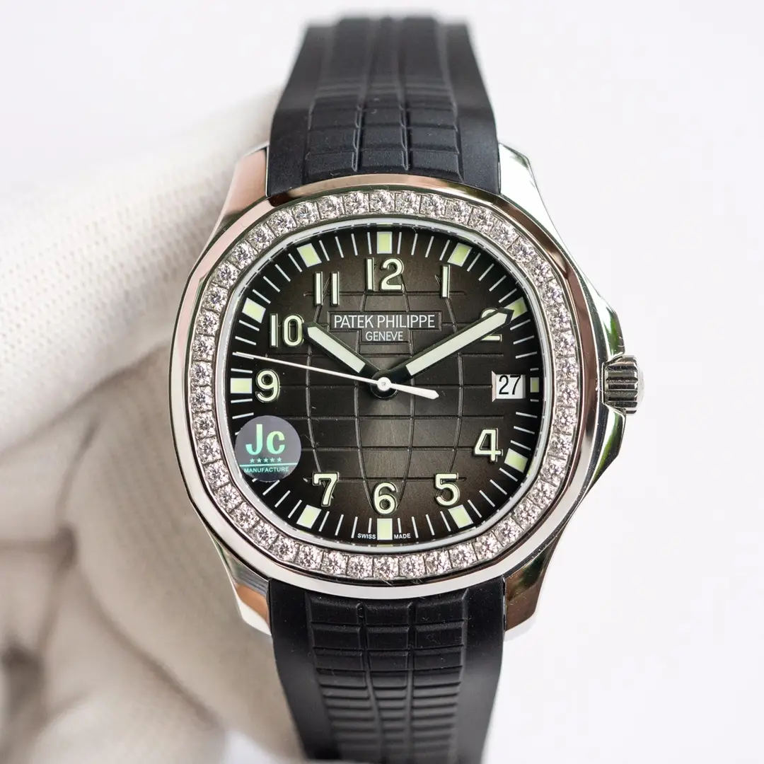 Patek Philippe Aquanaut Diamond Bezel Watch Black Rubber Strap Ultimate 40MM