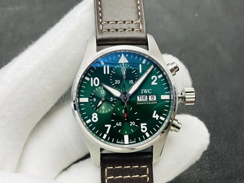 Replica IWC Watch Pilot Chronograph Green Dial Leather Strap Premium 41MM