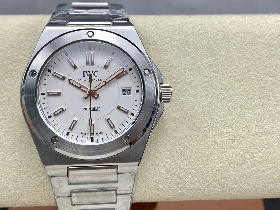 IWC Engineer Automatic Watch White Dial Steel Bracelet Ultimate 40MM
