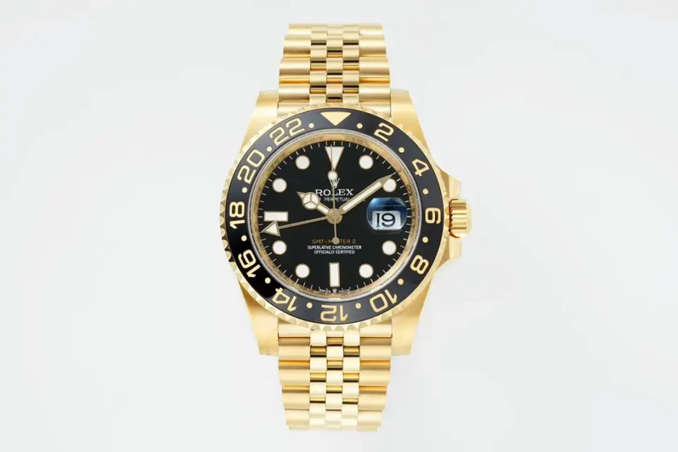 Rolex GMT-Master II Green & Black Ceramic Bezel Oystersteel 40MM 126718GRNR-0001