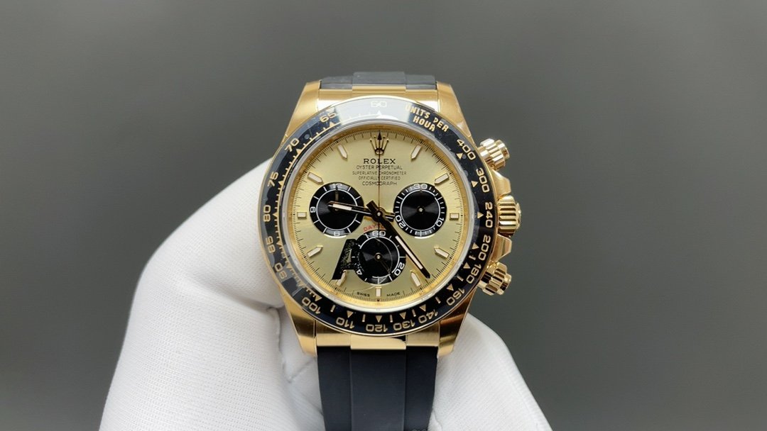 Rolex Cosmograph Daytona Yellow Gold  Cerachrom  Champagne  40MM Oysterflex  126518LN-0012
