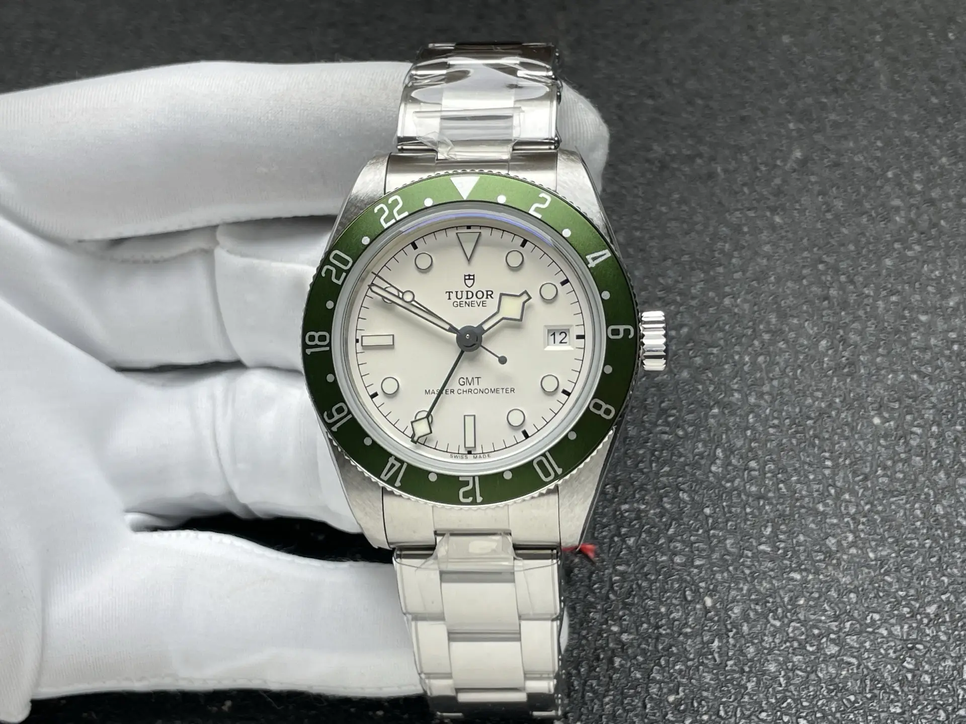Tudor GMT Watch Black Bay 58 Green Bezel White Dial Steel Bracelet Premium 39MM TUD-BB58-GMT-WHT-GRN-39