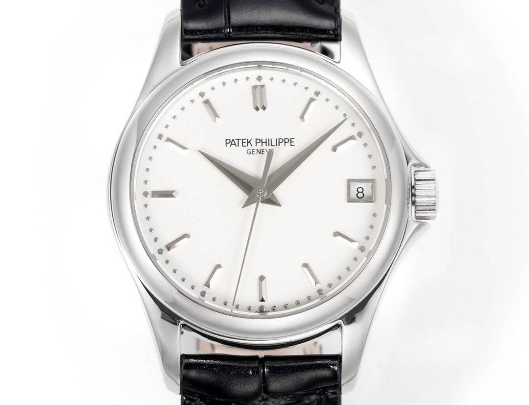 GR心诚所致，震撼推出精细美学代表之作——Patek Philippe古典系列——5127
【精彩细节】腕表尺寸37mmX9.5mm  薄而有质
1.表壳慢工出细活，极致打磨，独家还原出正品的完美比例和特有质感。
2.刻度，指针采用最新的贵金属电镀技术加持，效果更佳出彩！
3.“锅盖型”微凸表镜，版型与正品一致，效果通透，辨时清晰。采用定制版Cal.324——更薄，更稳，更像。
【表带】经典意大利小牛皮表带，纹路清晰，质感上乘。针式表扣打磨齐整光亮，通用原装无压力。
高贵如斯，经典永恒，一旦拥有，别无所求。