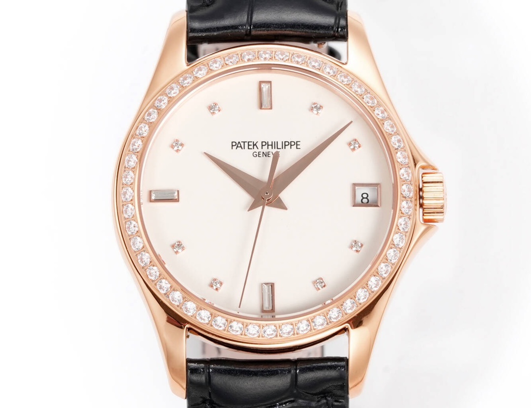 GR心诚所致，震撼推出精细美学代表之作——Patek Philippe古典系列——5127
【精彩细节】腕表尺寸37mmX9.5mm  薄而有质
1.表壳慢工出细活，极致打磨，独家还原出正品的完美比例和特有质感。
2.刻度，指针采用最新的贵金属电镀技术加持，效果更佳出彩！
3.“锅盖型”微凸表镜，版型与正品一致，效果通透，辨时清晰。采用定制版Cal.324——更薄，更稳，更像。
【表带】经典意大利小牛皮表带，纹路清晰，质感上乘。针式表扣打磨齐整光亮，通用原装无压力。
高贵如斯，经典永恒，一旦拥有，别无所求。