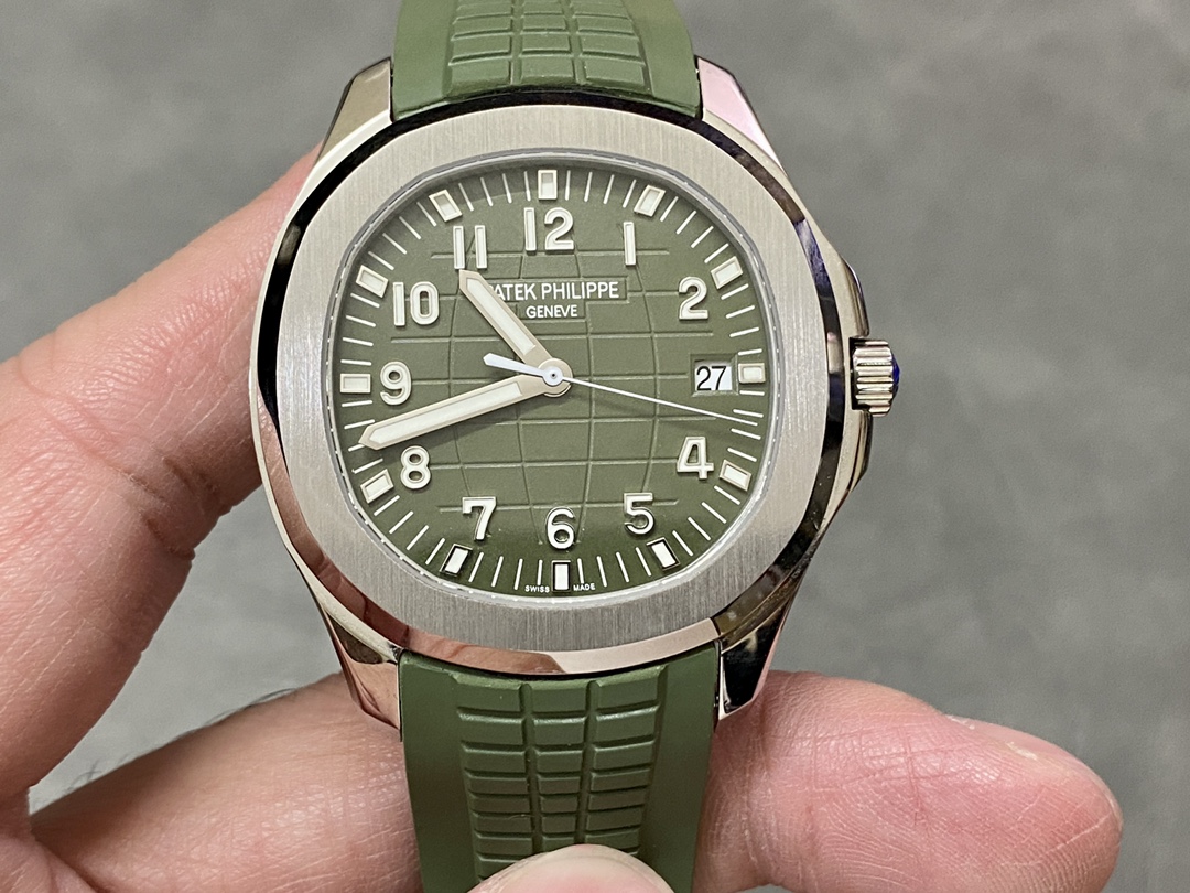 Patek Philippe Aquanaut 5168G Replica Khaki Green 42.2MM Premium Rubber Strap Edition PP-5168G-010