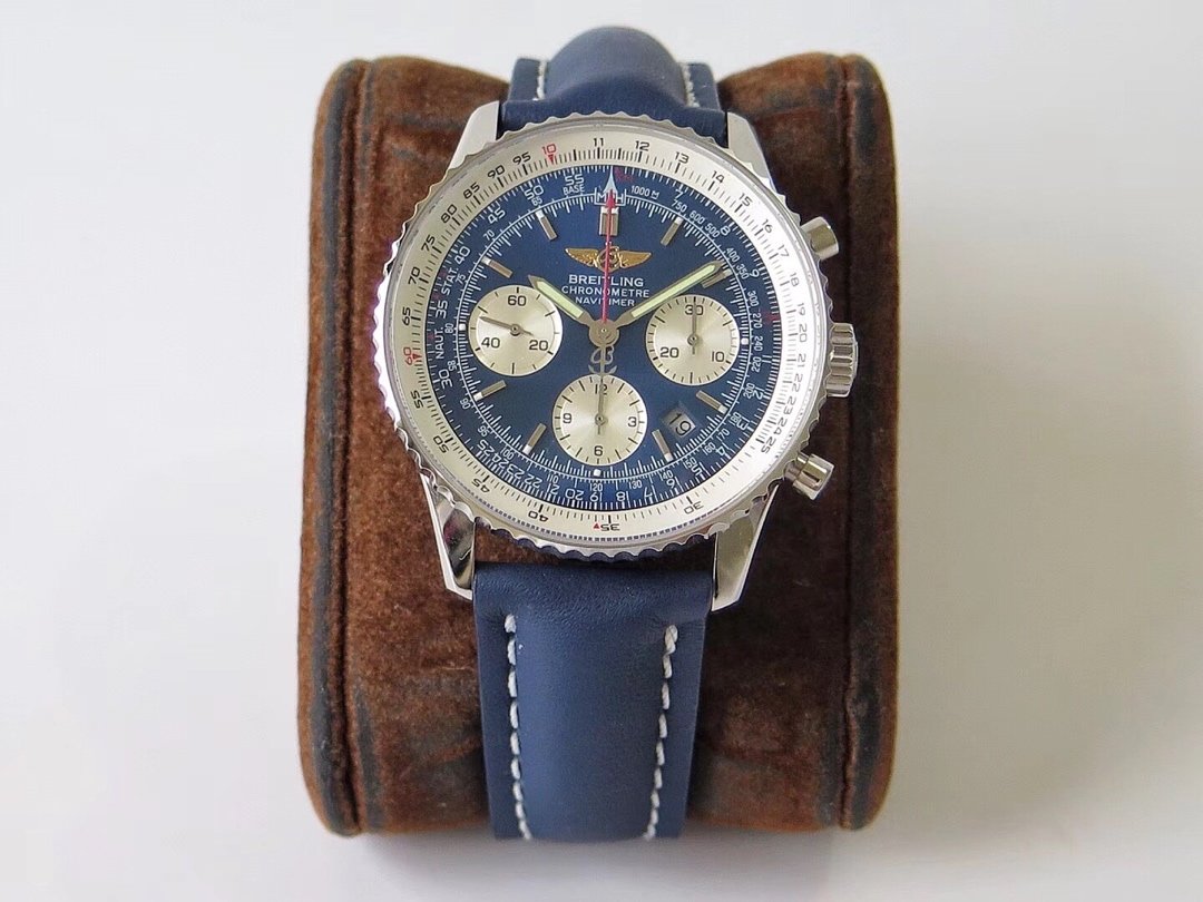 Another masterpiece of 2019- the Breitling Aviation Timing B01 chronograph watch, which has always been loved by pilots and aviation enthusiasts, has made a bold debut,
Perfectly synchronize all original functions!
The watch case measures 43mm x 15mm in size. AIF perfectly restores the bidirectional ratchet rotating bezel, with smooth and unobstructed operation feel, and synchronized functions with genuine products.
The 316L stainless steel case is polished 360 degrees without dead corners, with exquisite and delicate luster and texture, extraordinary elegance.
【 Movement 】 Adopting the stable and reliable Shanghai 7750 multifunctional chronograph movement, all functions are synchronized with the original equipment
[Strap] 316L stainless steel strap, each section of the strap is perfectly mirror polished and chamfered, with sharp luster and soft steel strap feel,
Wear it that fits snugly on the wrist, without pinching hair.
