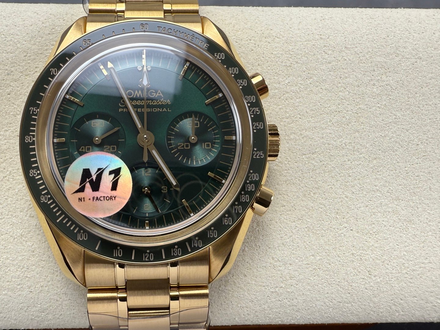 Omega Speedmaster Moonwatch Moonshine Gold Green Dial 42mm 310.60.42.50.10.001