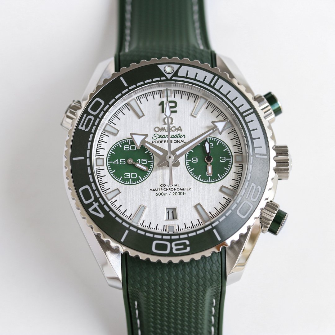 Omega Planet Ocean 600M Chronograph 45.5mm Stainless Steel Green Ceramic Bezel Silver Dial Green Rubber Strap 215.32.46.51.06.001