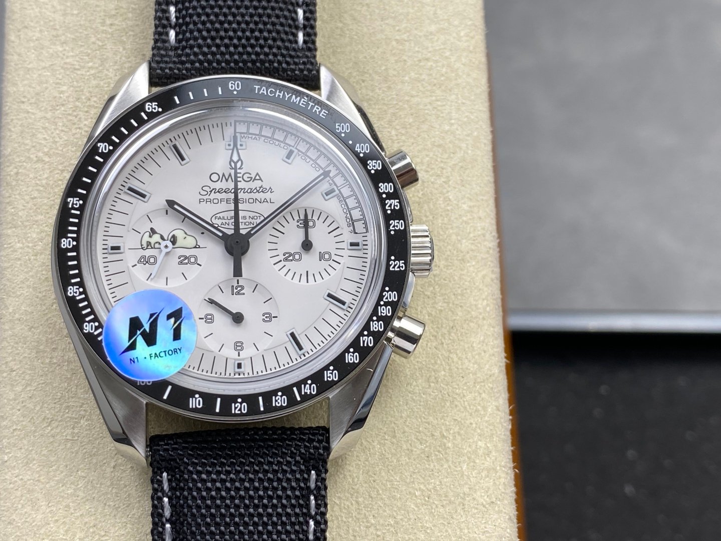 Omega Speedmaster Moonwatch "Snoopy Award" 45th Anniversary White Dial 42mm Ref. 311.32.42.30.04.003
