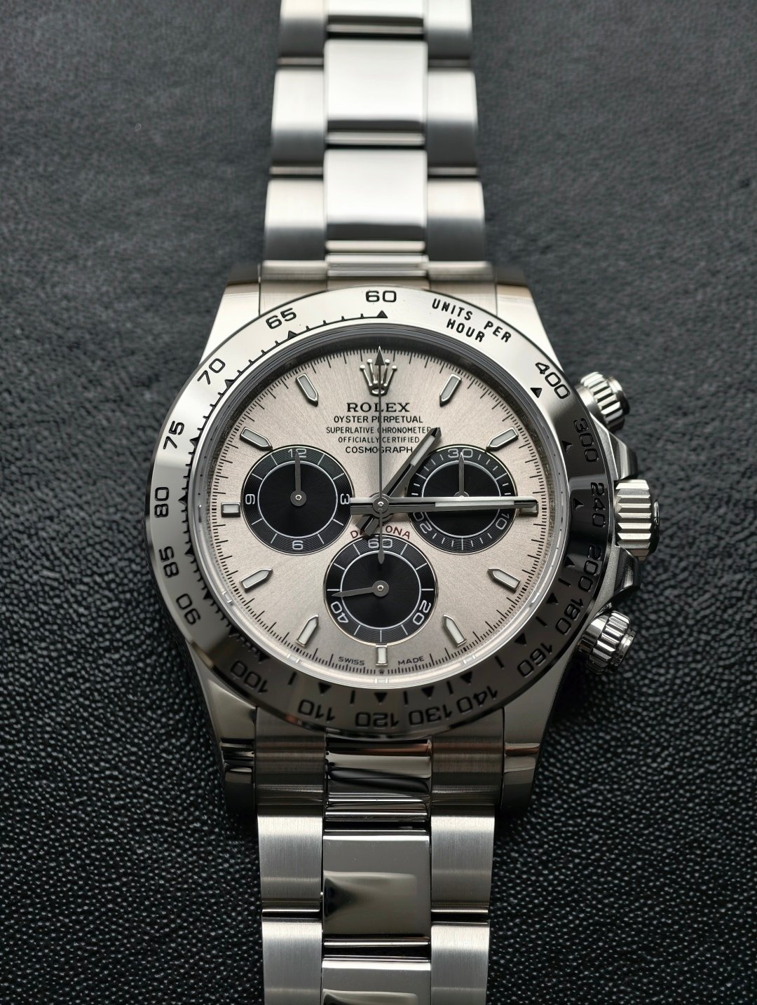 Rolex Daytona  Cosmograph White Gold Silver Dial 40MM 126509-0003