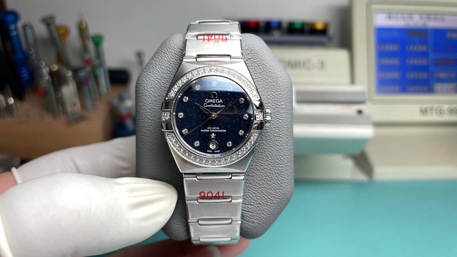 Omega Constellation Manhattan Stainless Steel Aventurine Blue Diamond Dial 29mm 131.15.29.20.53.001