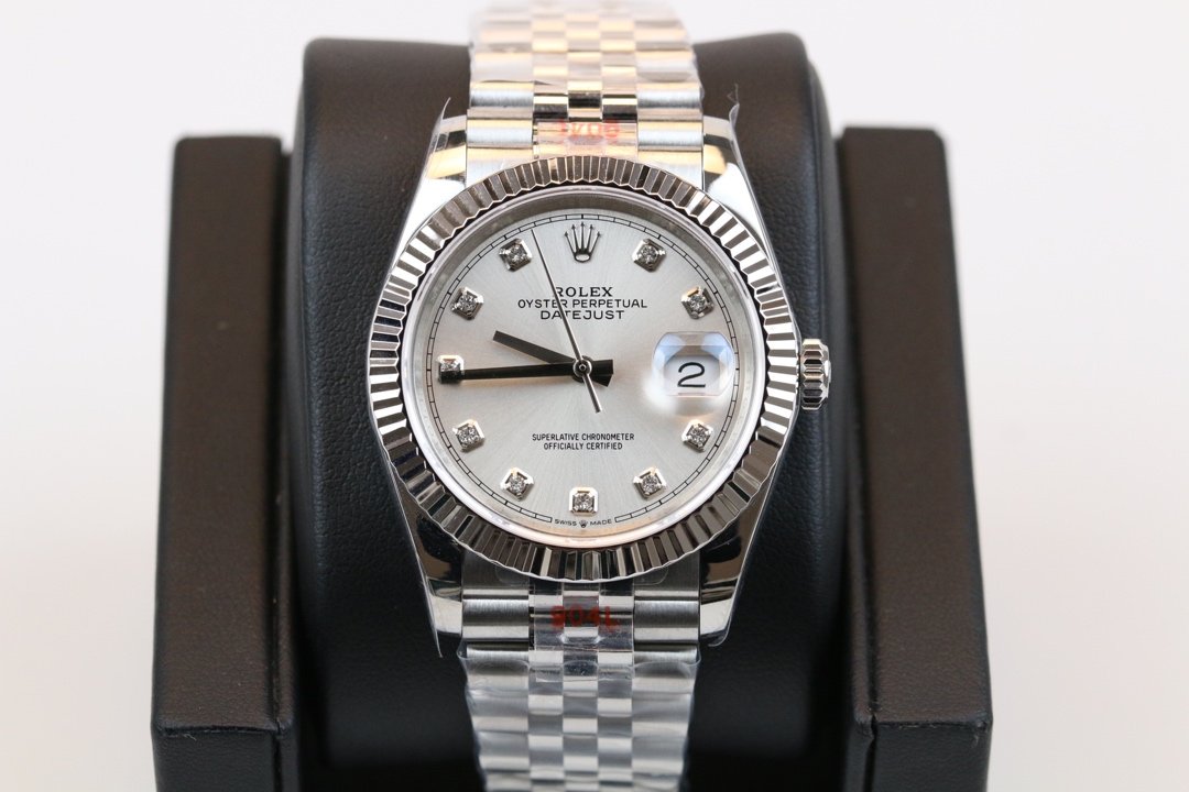 Rolex Datejust 31MM Stainless Steel Fluted Jubilee Silver – Diamond Dial 178274-0018