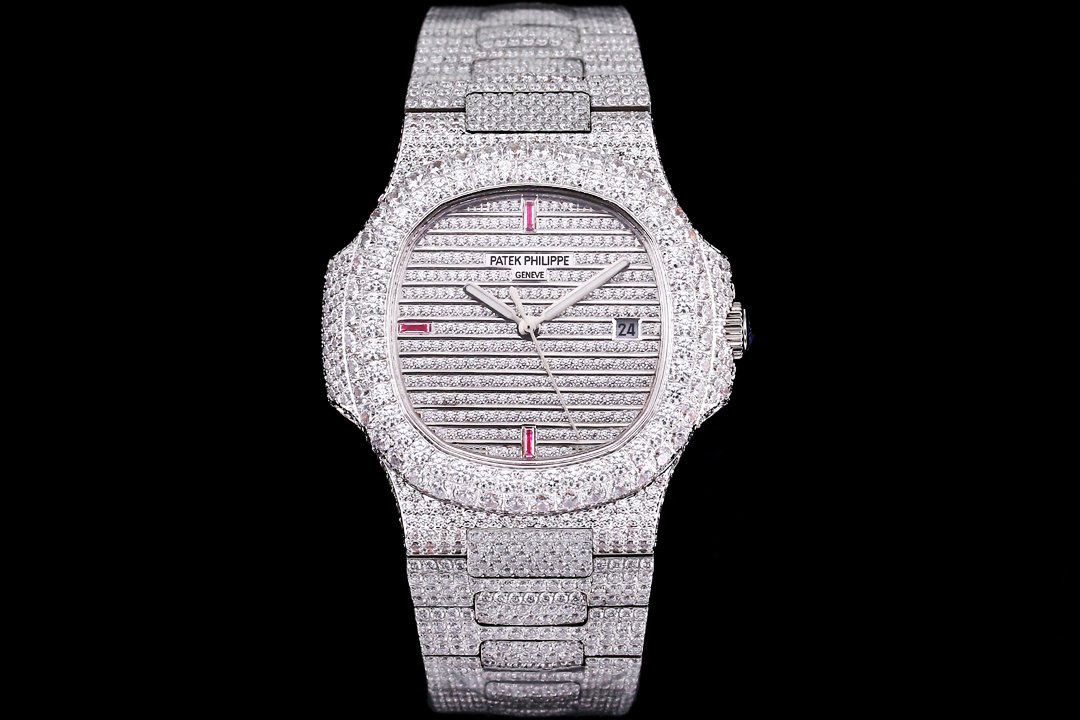 Patek Philippe Nautilus Stainless Steel Diamond Set Automatic Diamond and Ruby Dial 40mm 5711/1A-Custom-Ruby