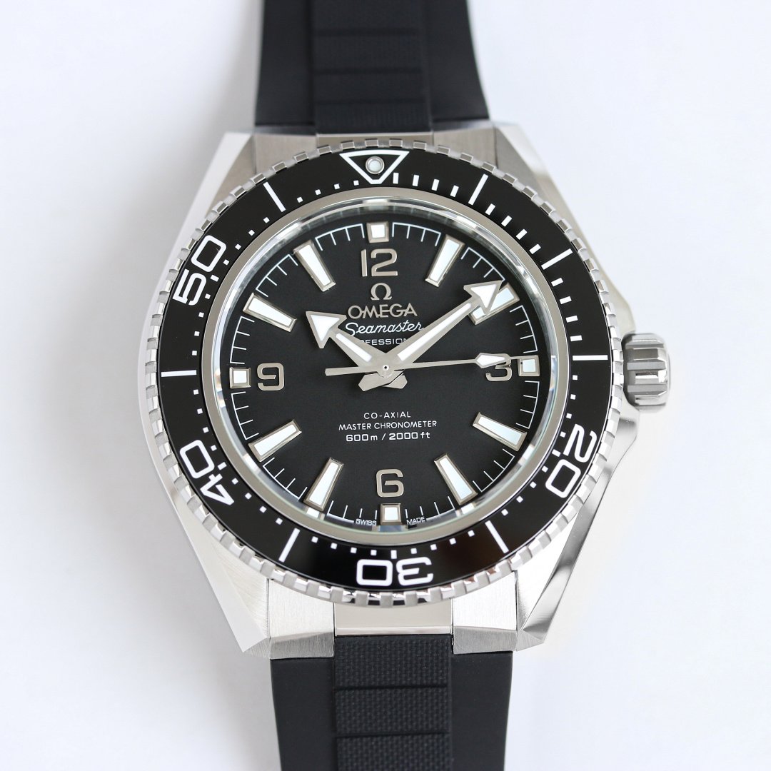 Omega Seamaster Planet Ocean 600M Stainless Steel Black Dial Black Rubber Strap 42MM 217.32.42.21.01.001