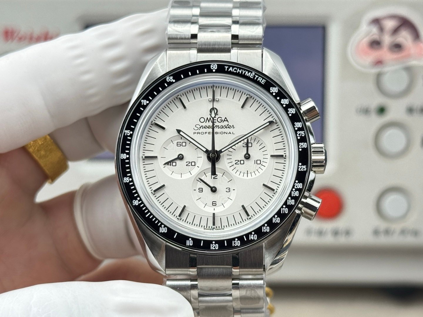 Omega Speedmaster Professional Moonwatch Steel White Lacquer Dial 42MM Steel Bracelet 310.30.42.50.04.001