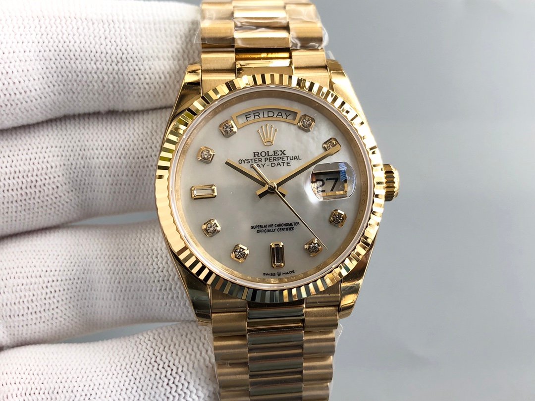 Rolex Day-Date 36 Yellow Gold Fluted Bezel Silver Diamond Dial President Bracelet 36MM 118238-0067