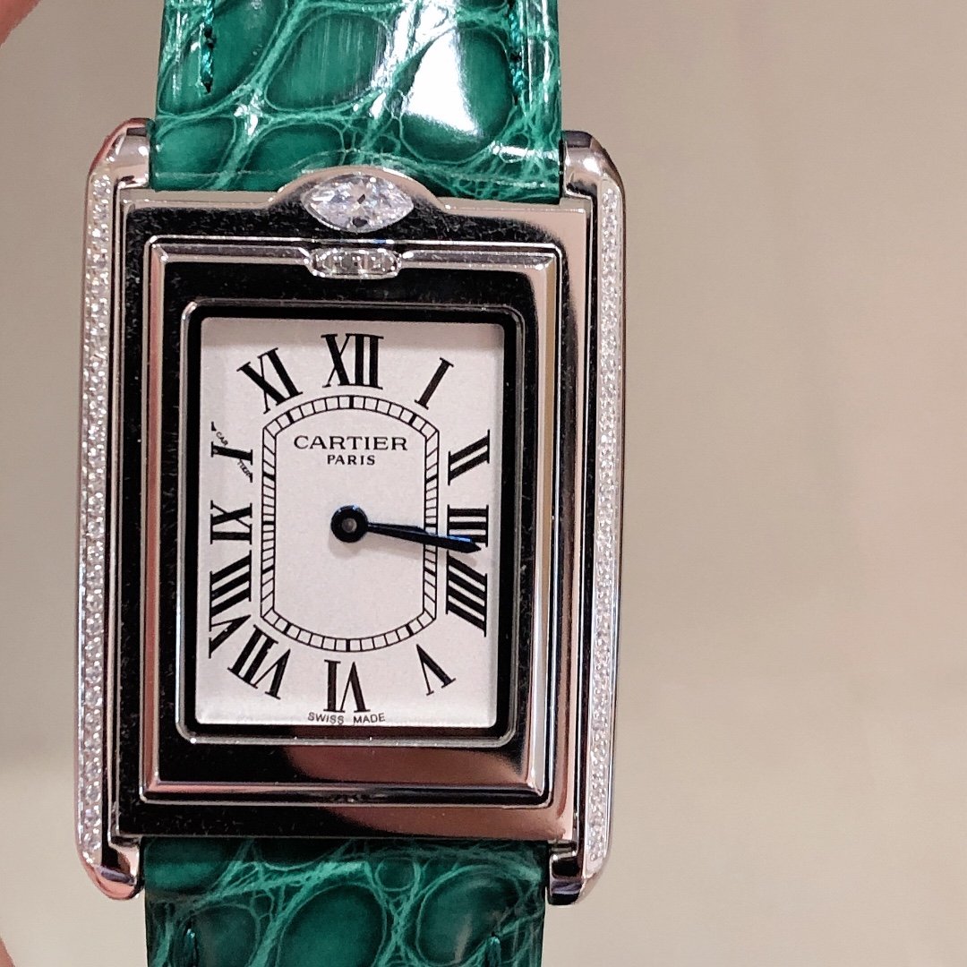 Cartier Tank Américaine Platinum Silver Dial 31MM CR-TNKAM-PTG