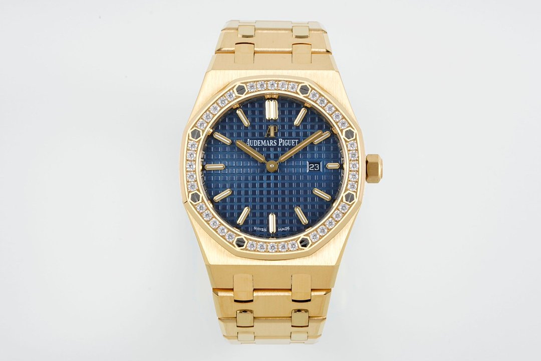 Audemars Piguet Royal Oak Yellow Gold Diamond Bezel Blue Dial 33mm 67651BA.ZZ.1261BA.01