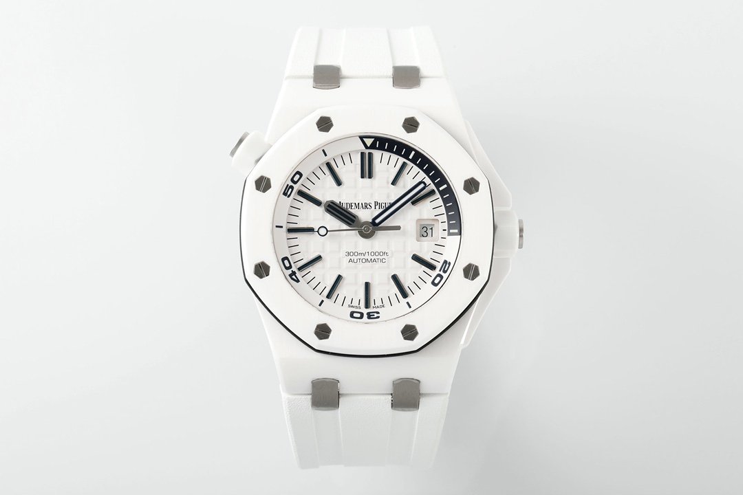 Audemars Piguet Royal Oak Offshore White Ceramic Automatic White Dial 42mm 15707CB.OO.A010CA.01