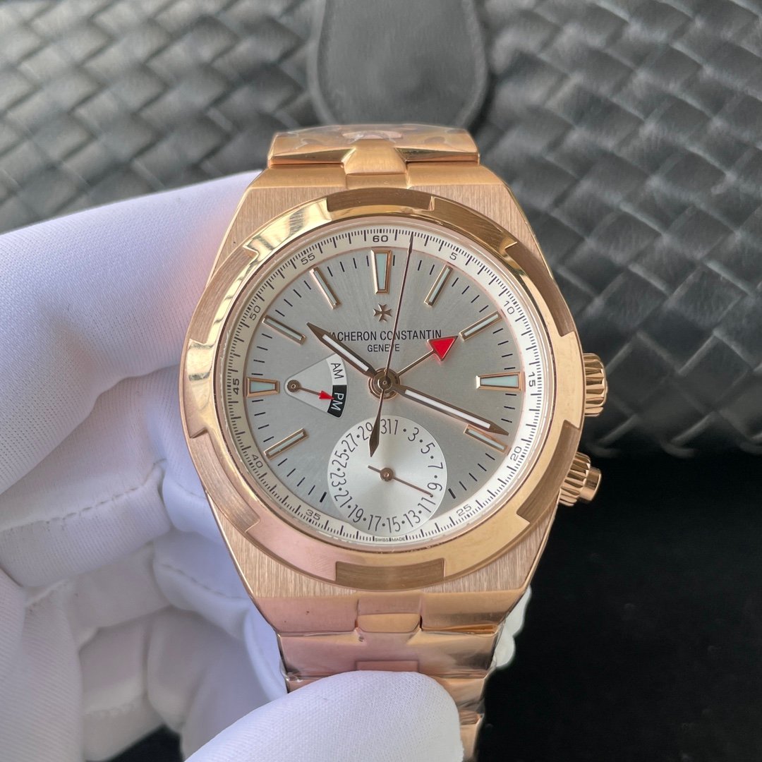 Vacheron Constantin Overseas Solid Rose Gold Silver Dual Time Dial Solid Rose Gold Bracelet 41MM Ref. 7920V/000R-B336
