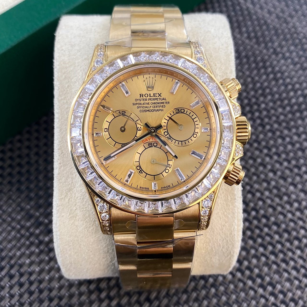 Rolex Daytona Yellow Gold Champagne Dial 40mm 126598TBR-0001