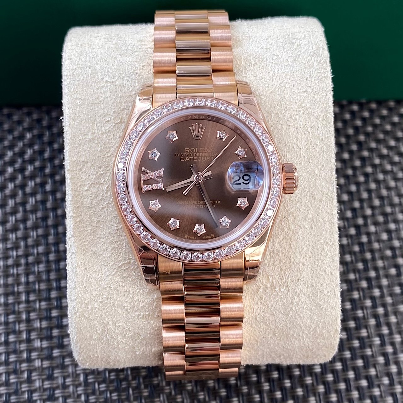 Rolex Lady-Datejust Everose Gold Diamond Bezel Chocolate Diamond Dial President Bracelet 28MM 279135RBR-0001