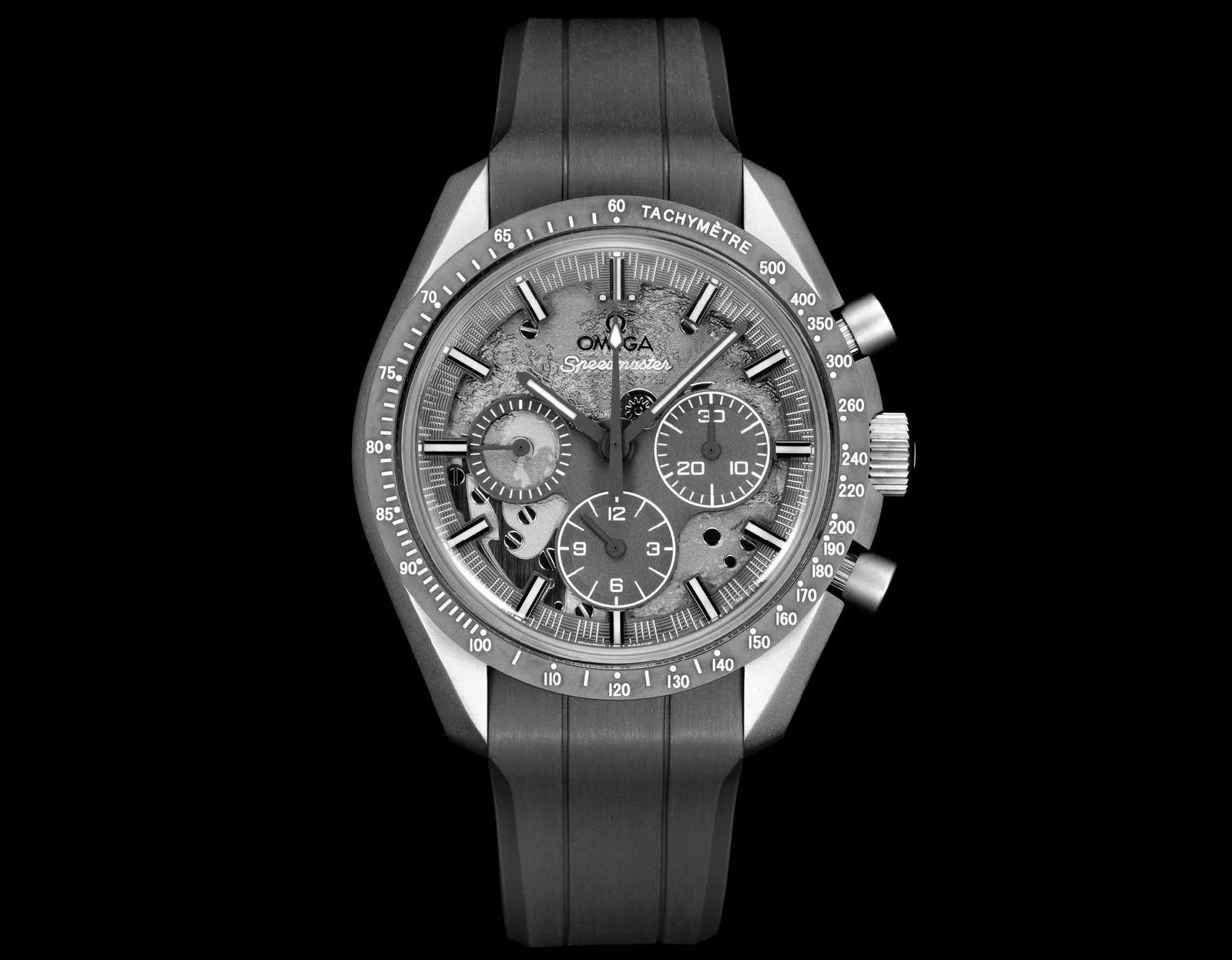 Omega Speedmaster Moonwatch Grey Side of the Moon Titanium Grey Dial 44.25MM Black Rubber Strap 310.92.44.50.06.002