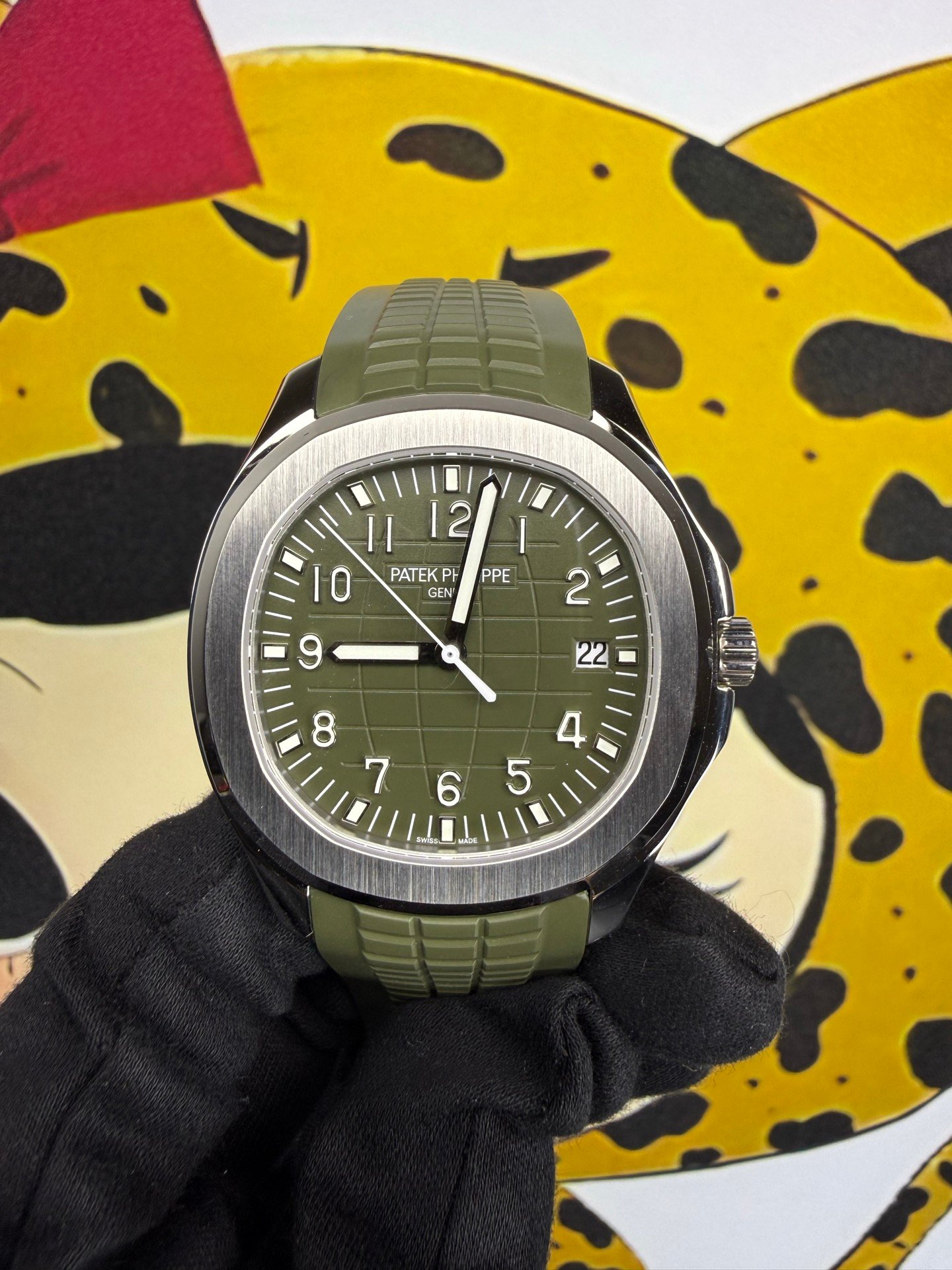 Patek Philippe Aquanaut White Gold Khaki Green Dial 42.2MM Khaki Green Rubber Strap 5168G-010