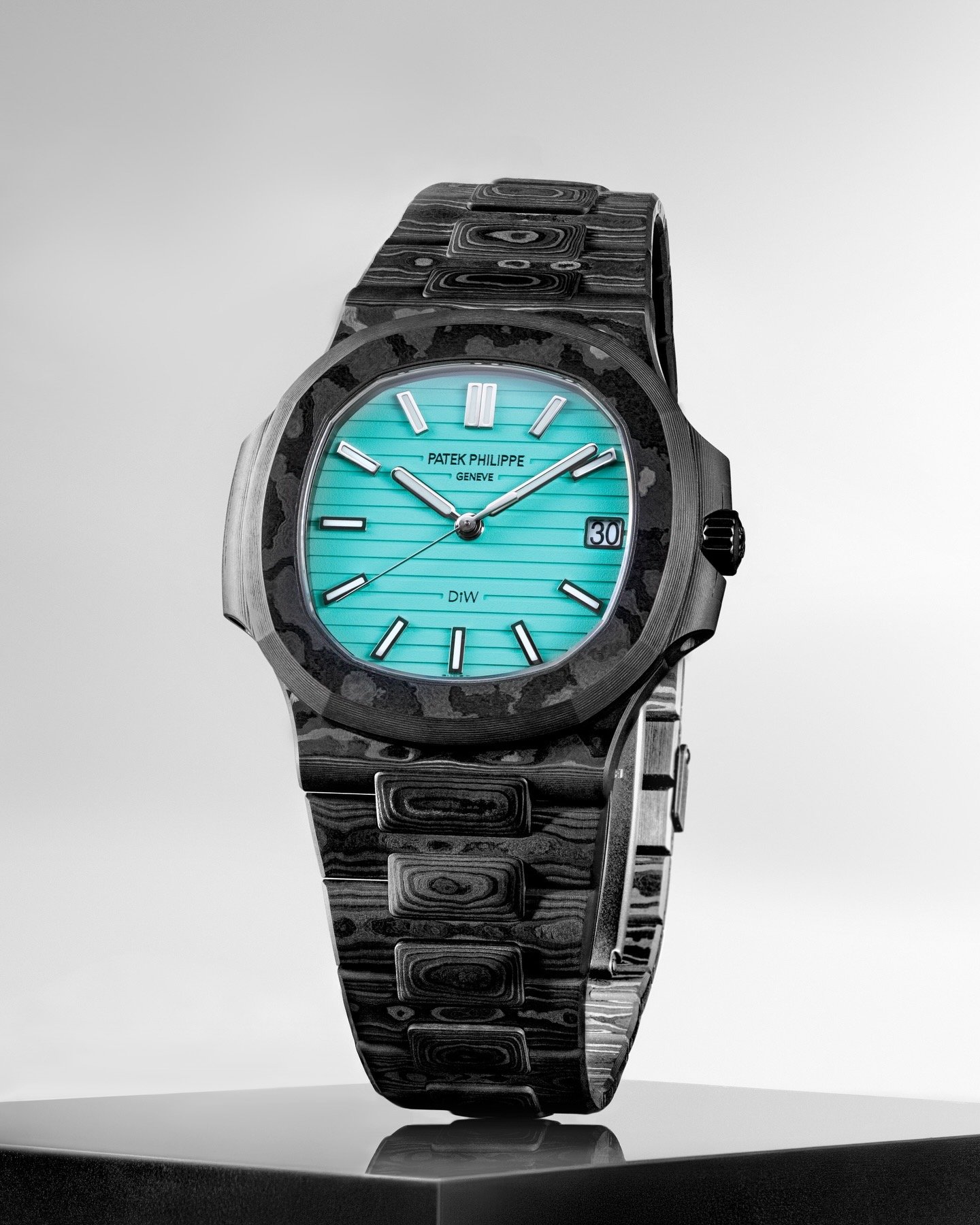 Patek Philippe Nautilus Carbon Tiffany Blue Dial 40MM PP-NAU-CB-TB-40