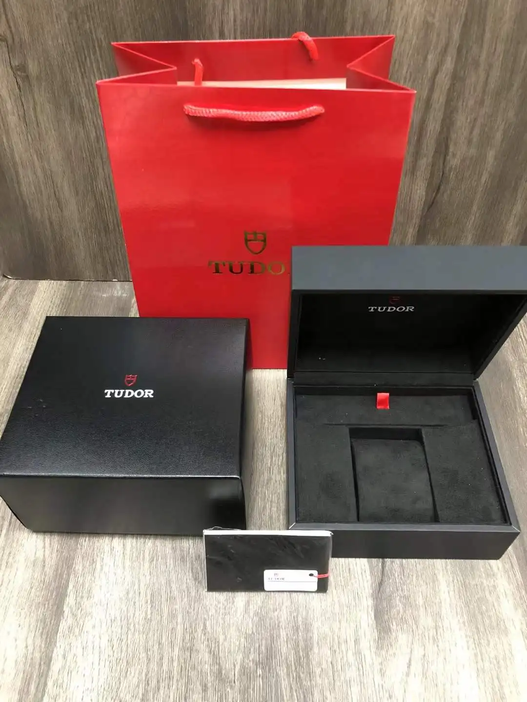Tudor Presentation Box Set with Guarantee Card & Booklet