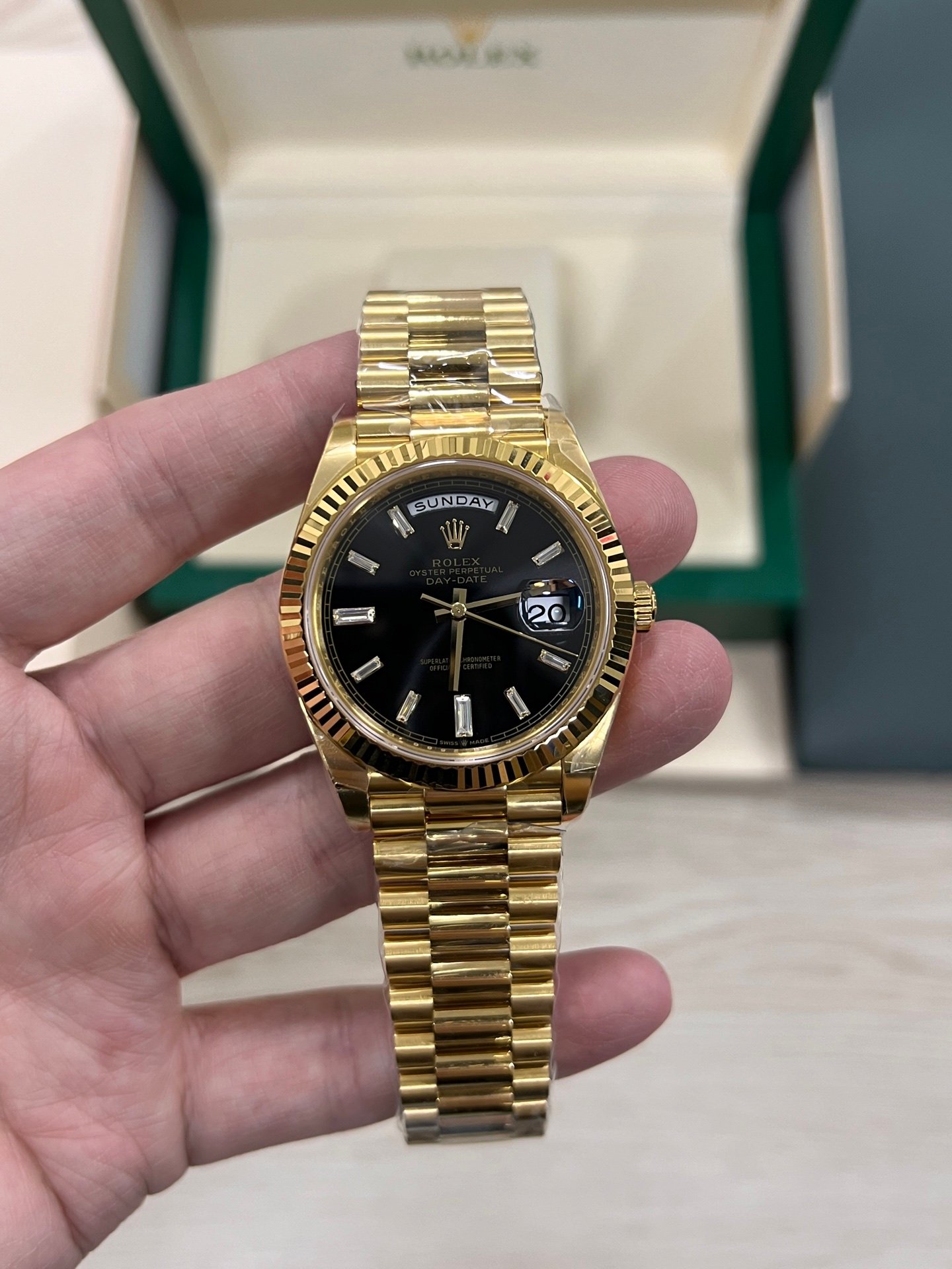 Rolex Day-Date Yellow Gold Onyx Dial Diamond-Set Fluted Bezel President Bracelet 40MM 228238-0059
