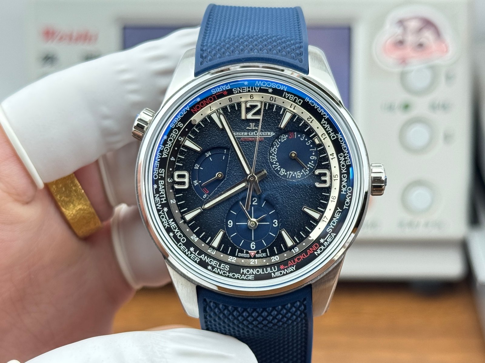 Jaeger-LeCoultre Polaris Geographic Stainless Steel Blue Dial Blue Rubber Strap 42MM REF. Q9068180