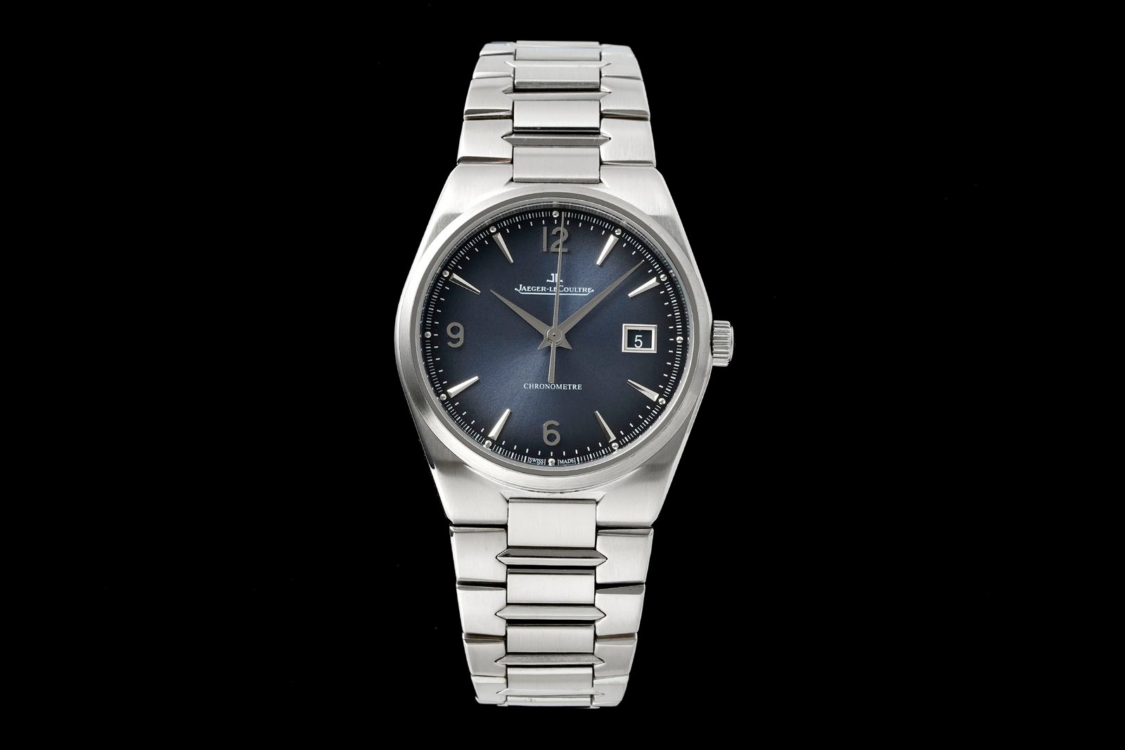 Jaeger-LeCoultre Master Control Chronometre Stainless Steel Blue Dial Stainless Steel Bracelet REF. Q4158120